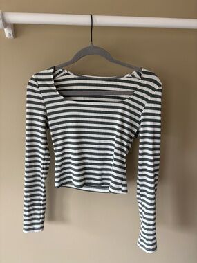 SHEIN White & Green Striped Ribbed Long-Sleeve Crop Top